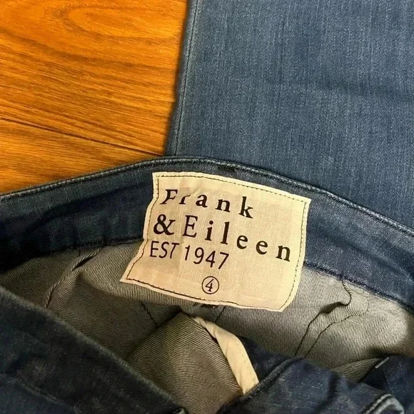 NWT Frank & Eileen Kinsale Performance Crop Pants Jeans Blue 4